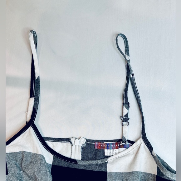 Urban Renewal Remnants Blown Out Gingham Tiered Mini Dress - XS - Picture 9 of 13